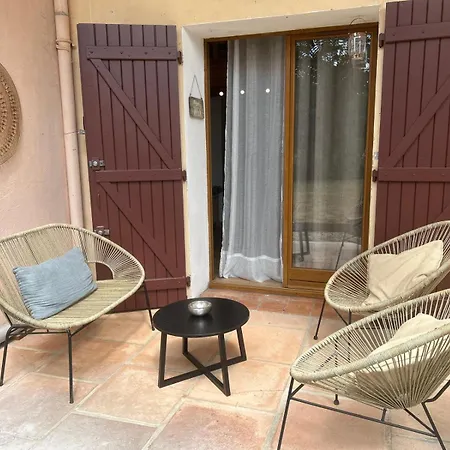 Montagne Apartment Andon